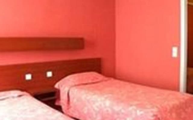 Lala Hotel - photo 4