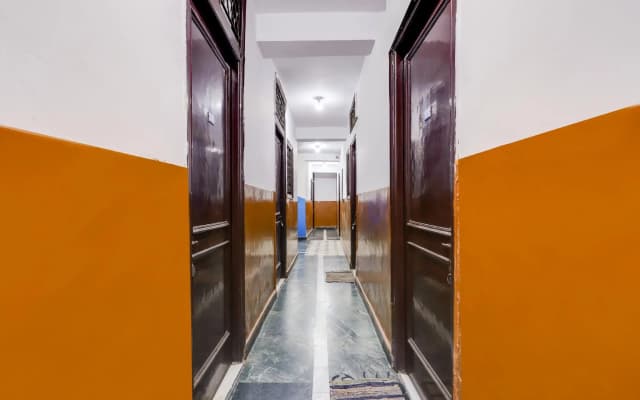 OYO Flagship 74558 Mishra Guest House - photo 4