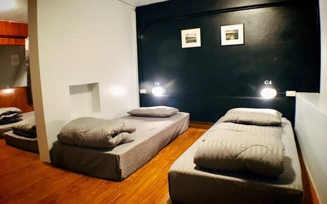 84 Gallery - Hostel - photo 4