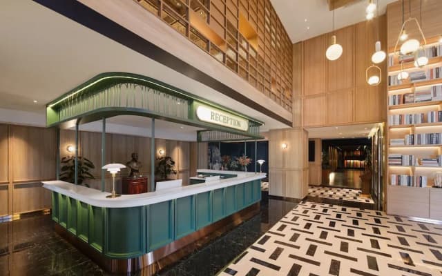 Graph Hotels Bangkok - photo 2
