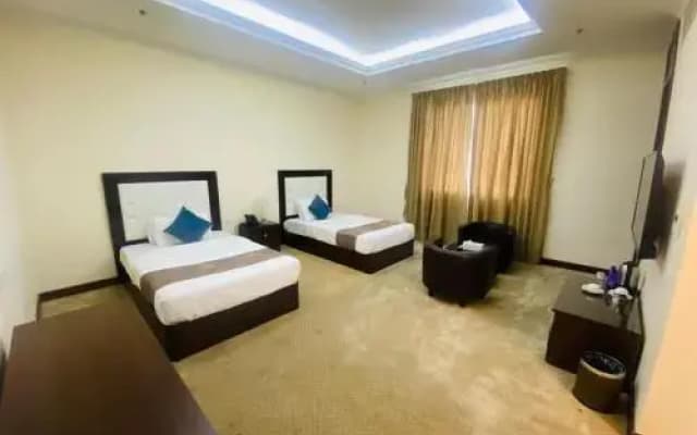 A Line Hotel - photo 2