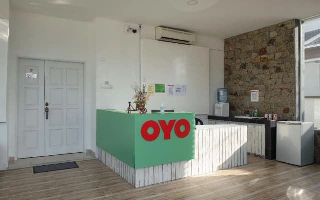 OYO 90005 DC Villa Guest House - photo 2