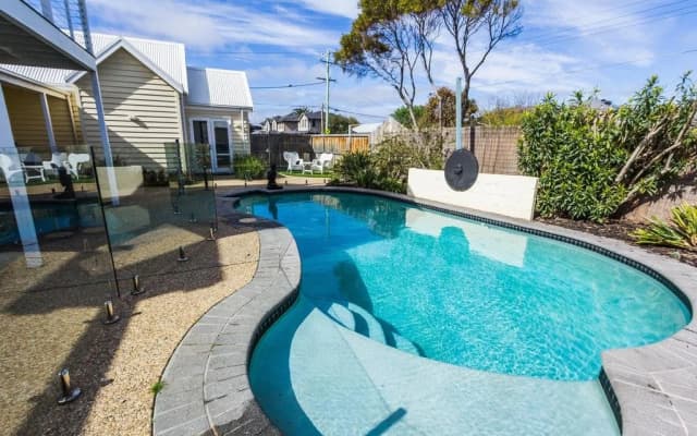 Seaside Spa Retreat - photo 2