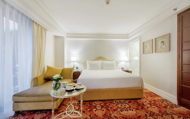 Apricot Hotel - photo 5
