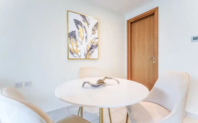 Elite LUX Holiday Homes - Modern Comfort Studio in Business Bay Dubai - photo 3
