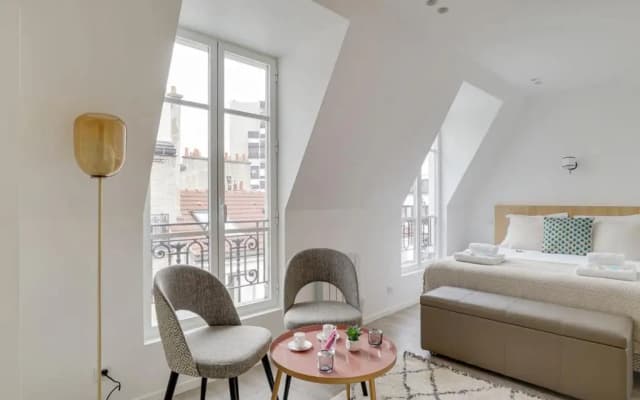 162 Suite Benjamin Luxury 1 BDR APT New Paris - photo 5