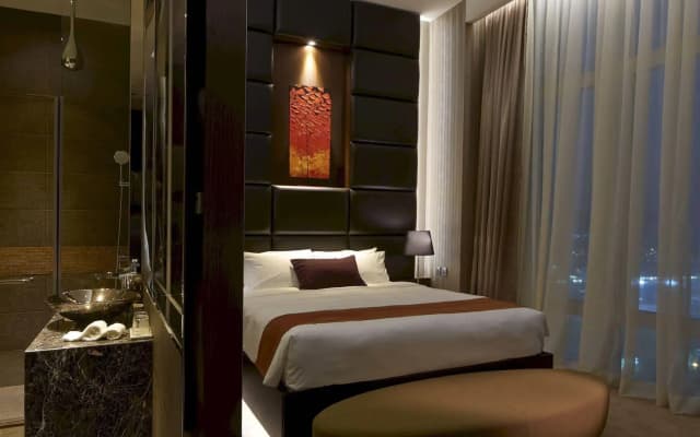 Crafa Harbour Hotel - photo 5