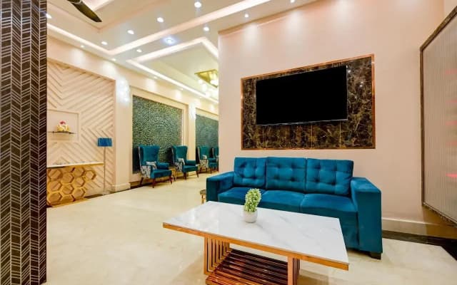 Hotel Pearl Plaza - photo 2