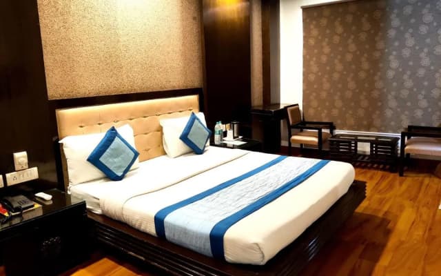 Hotel Delhi Pride - photo 3