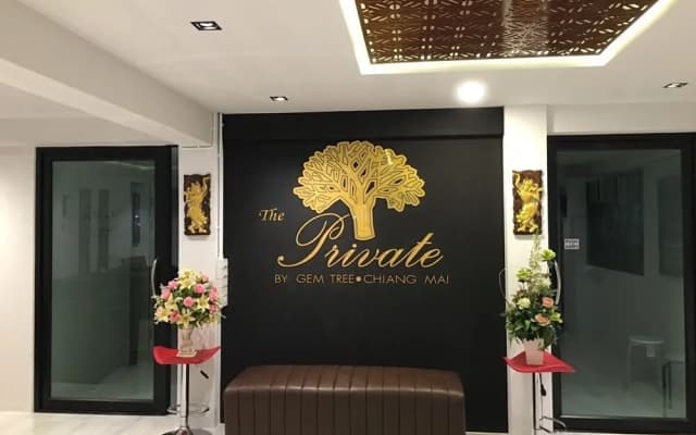 OYO 983 The Private Hotel - photo 2