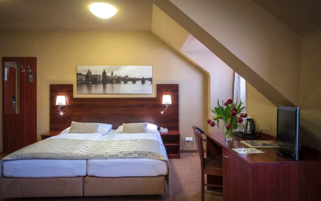 Pytloun Kampa Garden Hotel Prague - photo 2