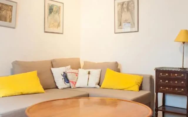 Longchamps Apartment - photo 4