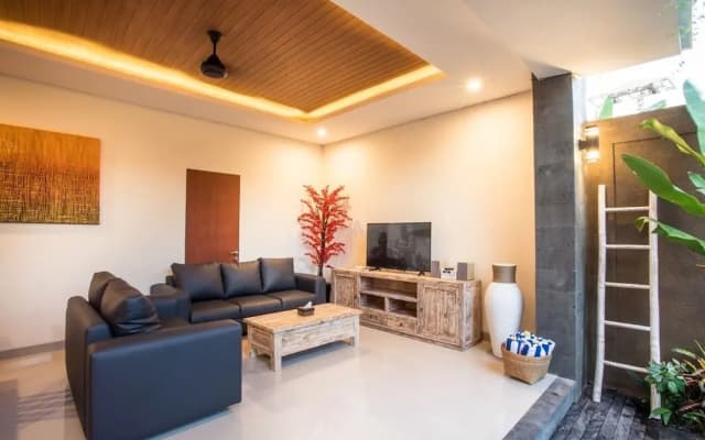 Sivart Villa - photo 2