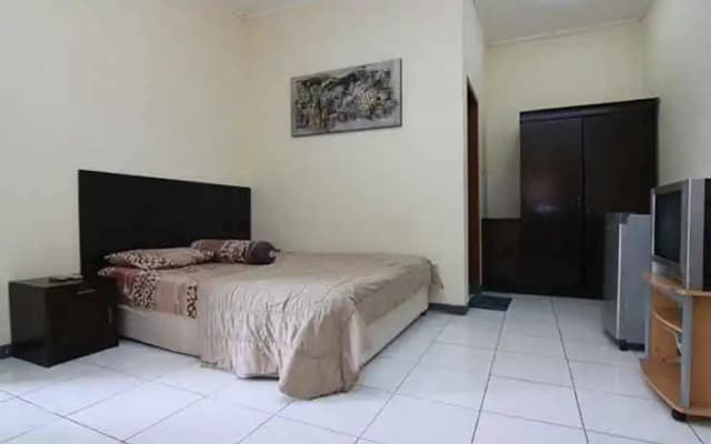 Kemang Place near Lippo Mall Kemang Mitra RedDoorz - photo 2