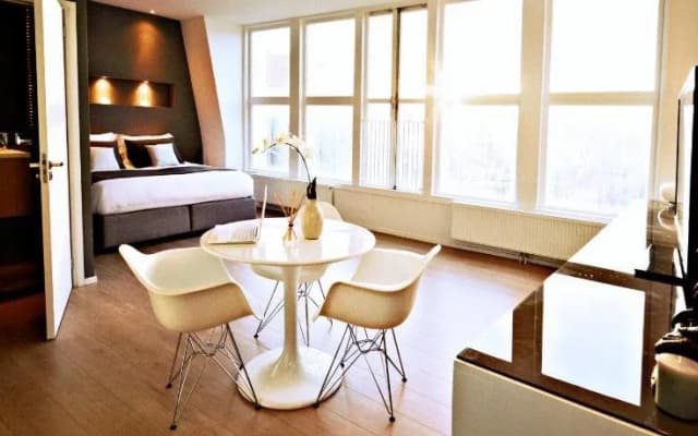 Ams Suites - photo 4