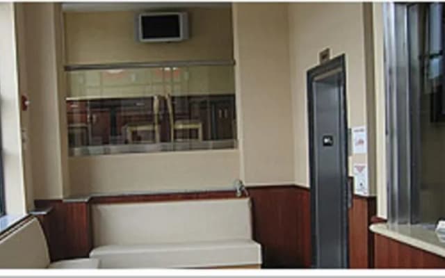 Atlantic Motor Inn - photo 3