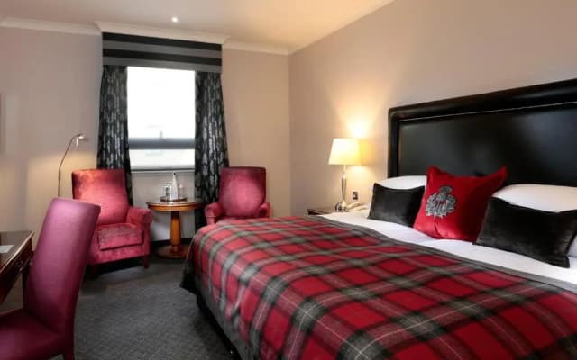 Edinburgh Marriott Hotel Holyrood - photo 4