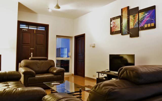 Panoramic Holiday Apartment Colombo - photo 2