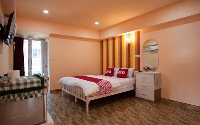 OYO 415 P Place - photo 5