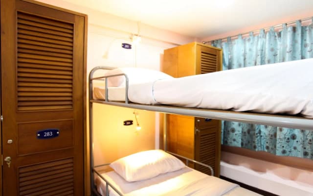 Hostel 8 Sukhumvit Nana Bangkok - photo 4