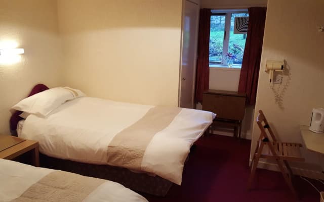 Sakura Edinburgh Guest House - photo 4
