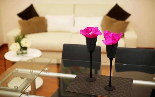 Spanish Steps Suite 128 - photo 5
