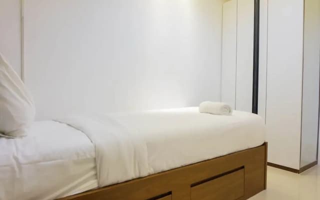 Best Deal 3BR Bassura Apartment - photo 5