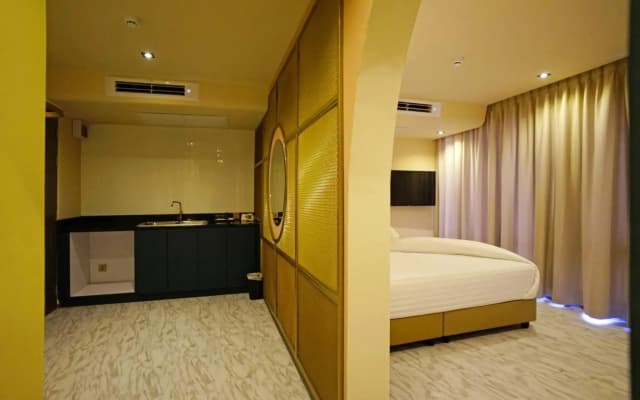 4 Monkeys Hotel - photo 4