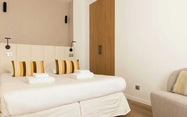 Modern Apartment 2br/6p - Val-de-grace - photo 2