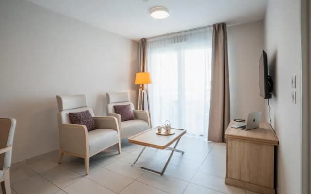 Quality Aparthotel Nice - photo 5