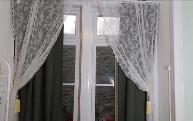 At Ease Inn - Residence - photo 3