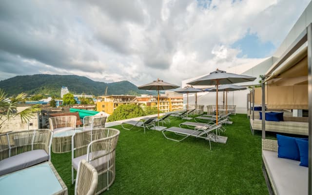Hotel Clover Patong Phuket - photo 3