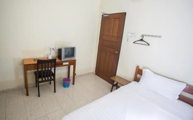 Hotel Comfort Inn - photo 3