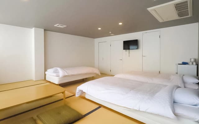 Iwatoyama Hostel - photo 2