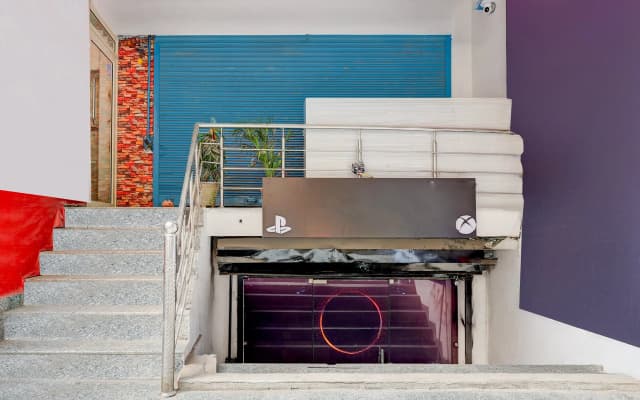 Collection O Sector 7 Dwarka Formerly Aakarshan Residency - photo 4
