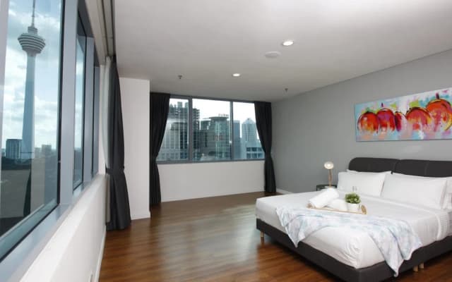 Summer Suites by Plush - photo 5