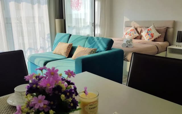 1BR Centric Sea 115 With Infinity Pool - photo 4
