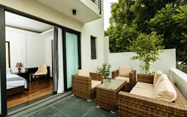 Lavonca Boutique Hotel - photo 2