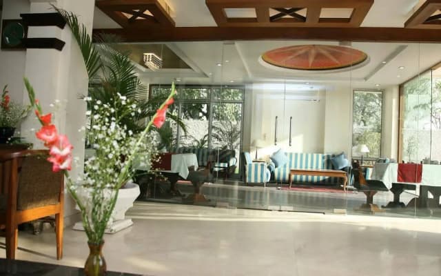 The Royal Residency Hotel - photo 3