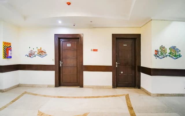 OYO 70791 Imperial Inn - photo 3