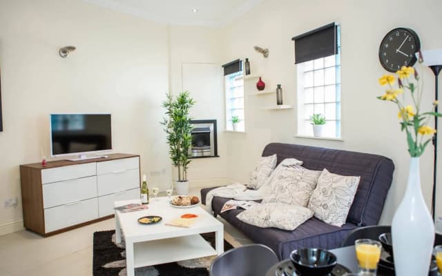 Smart Accommodation Camden Apartments - photo 4