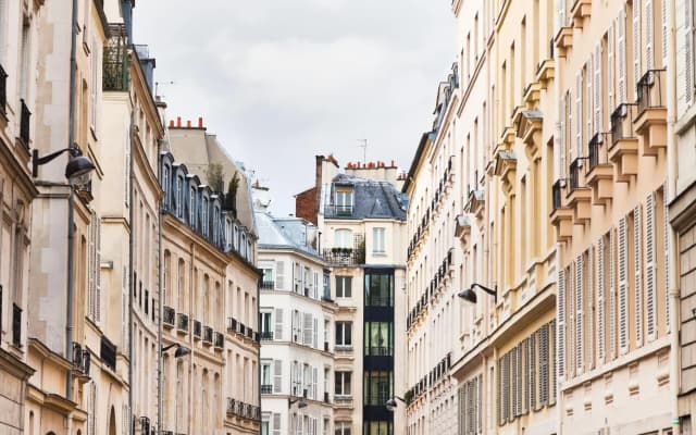 Luckey Homes Apartments - Rue Notre Dame de Nazareth - photo 4
