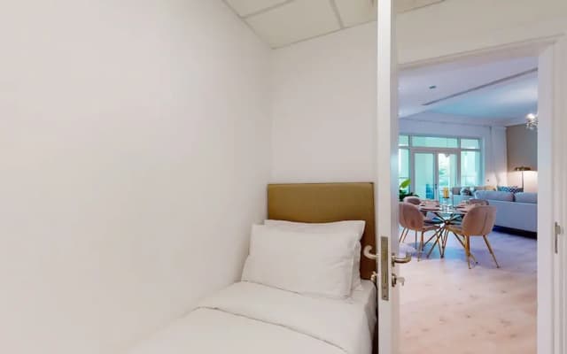 212 Shoreline 18 - photo 2