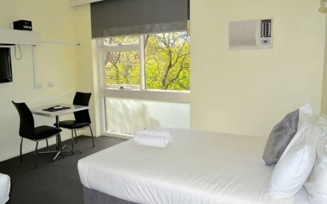 George Powlett Apartments - photo 5