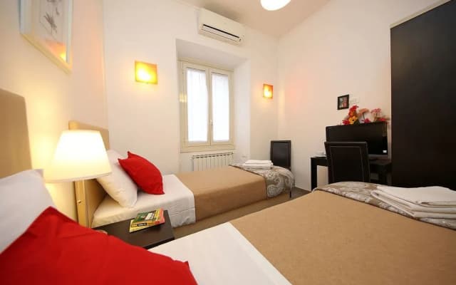 Great Central Apartment - photo 5