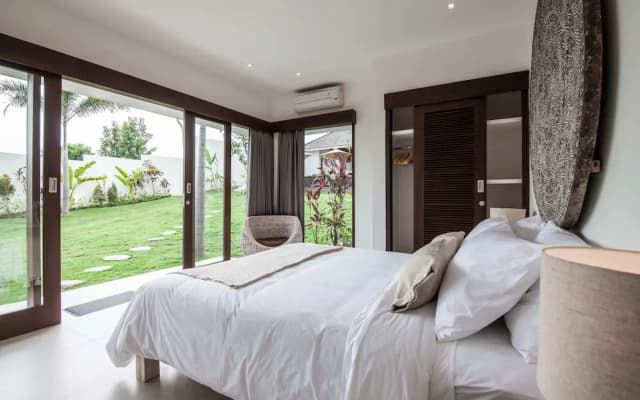 Villa Bali Sari - photo 5