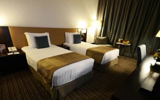 Safir Hotel Doha - photo 5