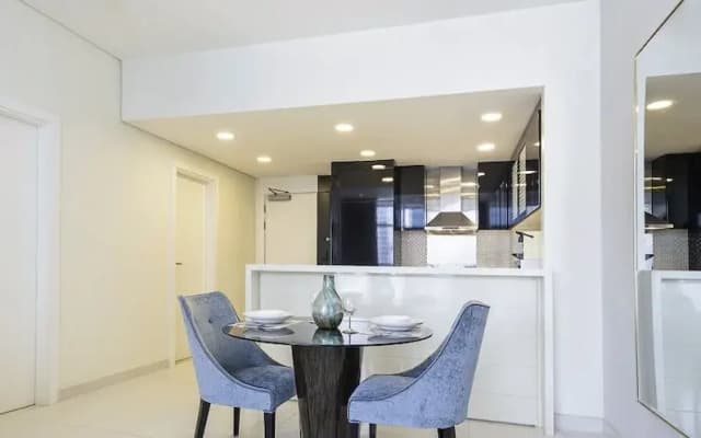 LUX The Bays Edge Canal View Suite - photo 5