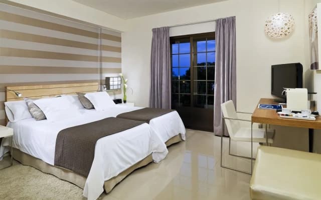 At Ratchada 18 Hotel - photo 3