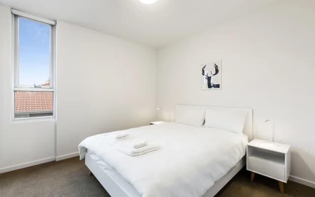 Poplar Sanctuary Apartments - photo 4